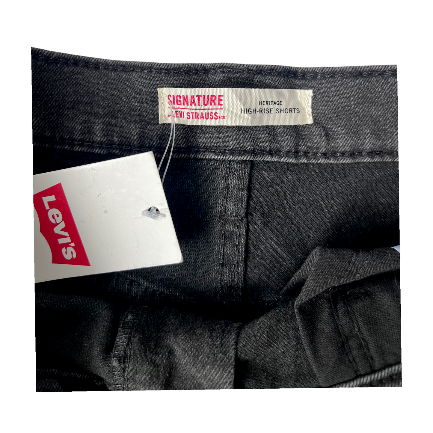 Shorts Levi’s negros corte alto con ruedo deshilachado – Talla L