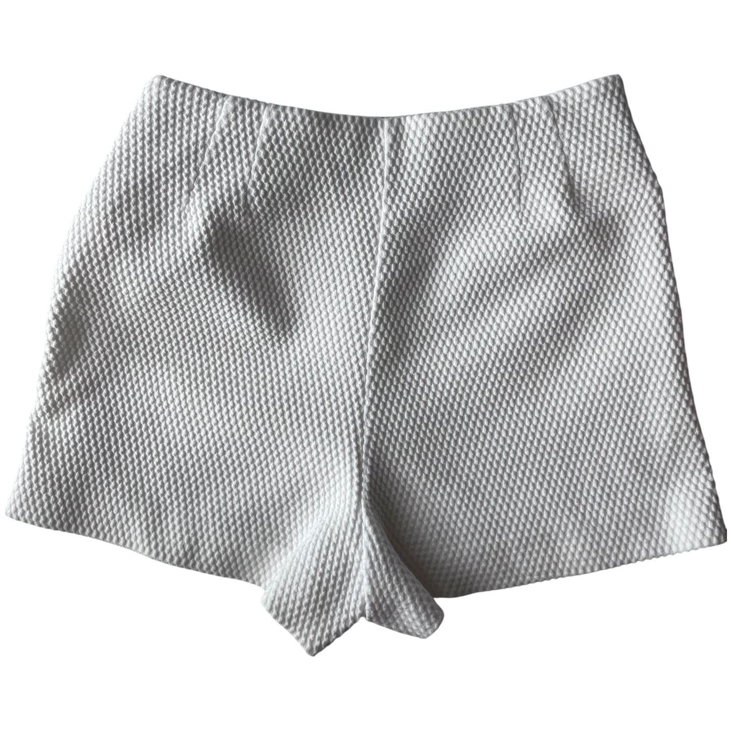 Short estructurado blanco Zara con cinturón tejido – Talla XS